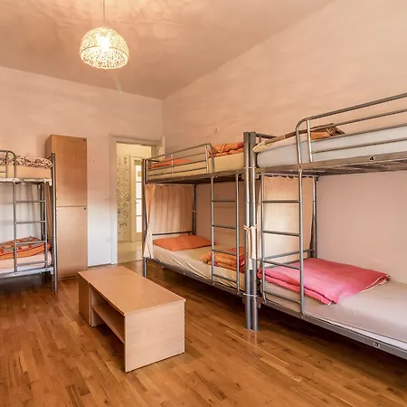 Хостел Backpackers *