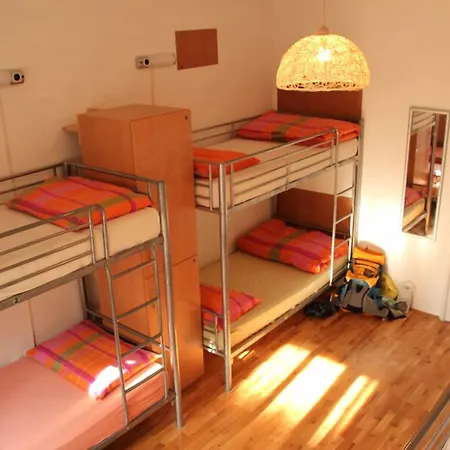 بيت شباب Backpackers